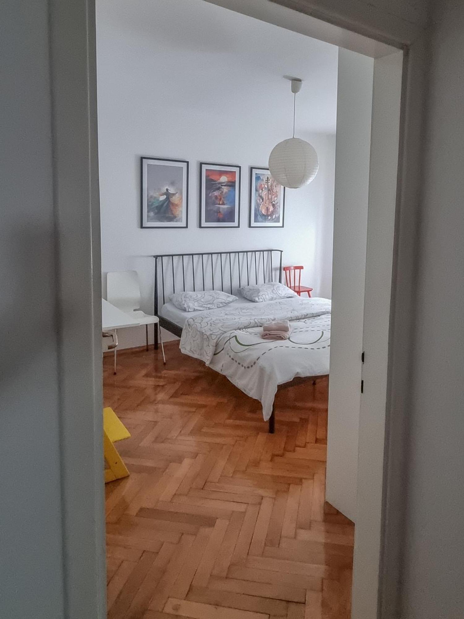 Bell Apartment *